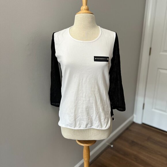 Ravel Black & White Sheer Sleeve Stripe Back Top Sz M - Picture 12 of 12